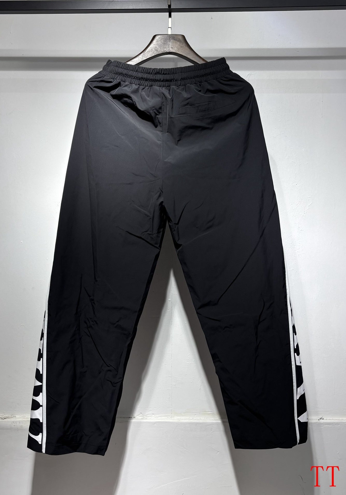 SHORT AMIRI