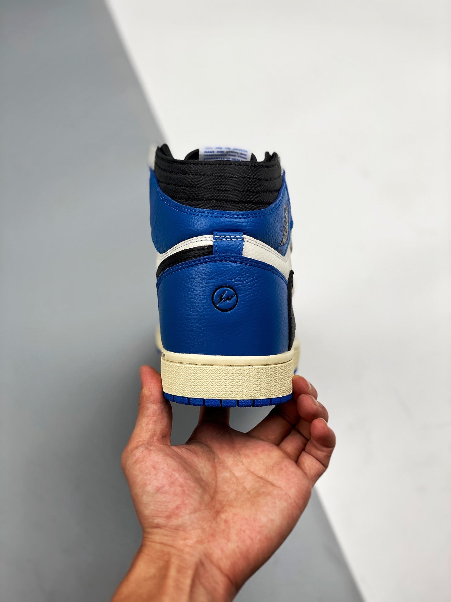 Air Jordan 1 High »Travis Scott Fragment»